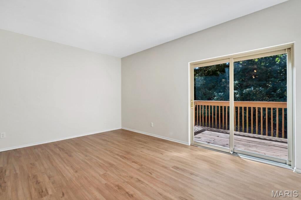 Oakville Commons Condo - Residential