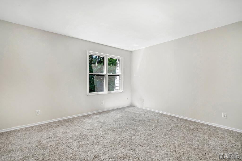 Oakville Commons Condo - Residential
