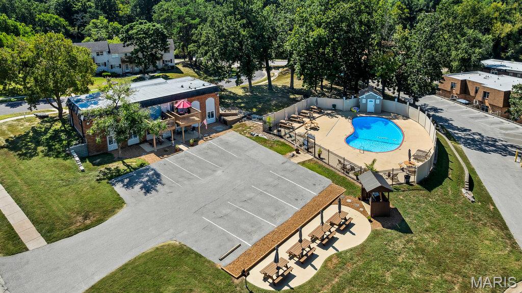 Oakville Commons Condo - Residential