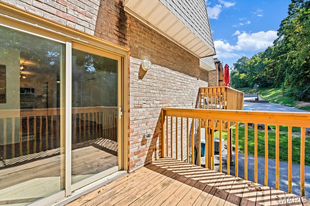 Oakville Commons Condo - Residential