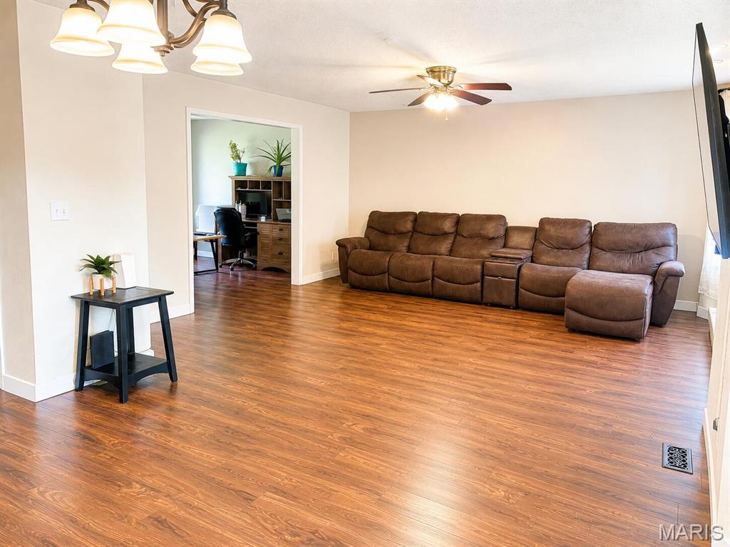 Huntington Chase - Residential