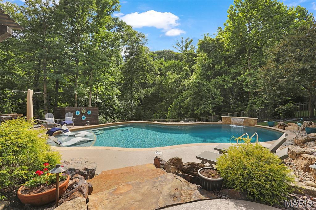 Landings/Far Oaks - Residential
