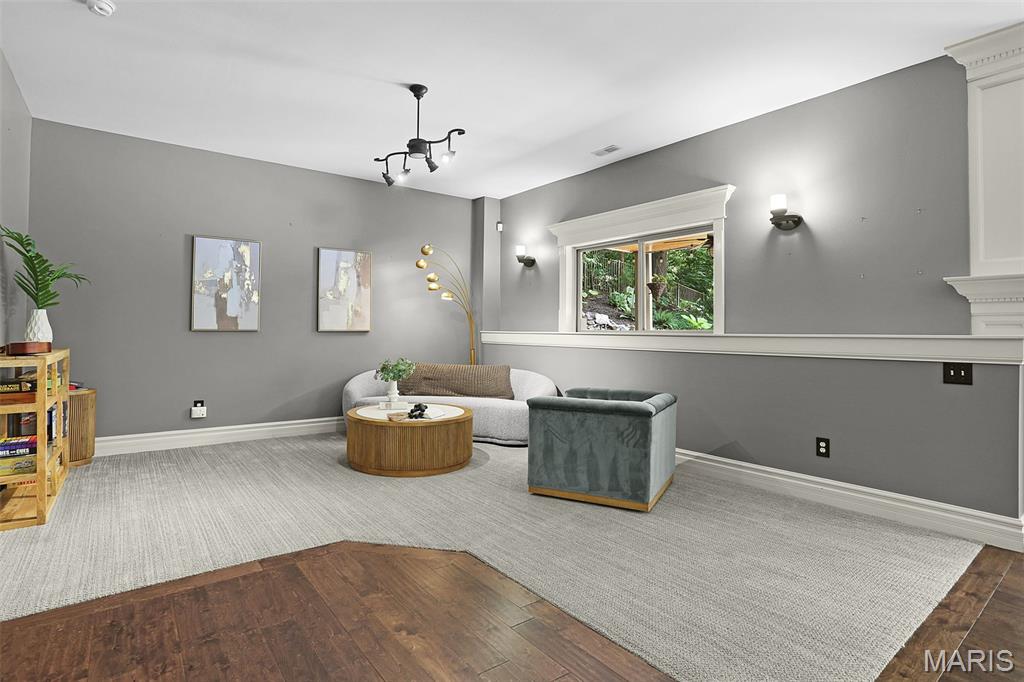 Landings/Far Oaks - Residential