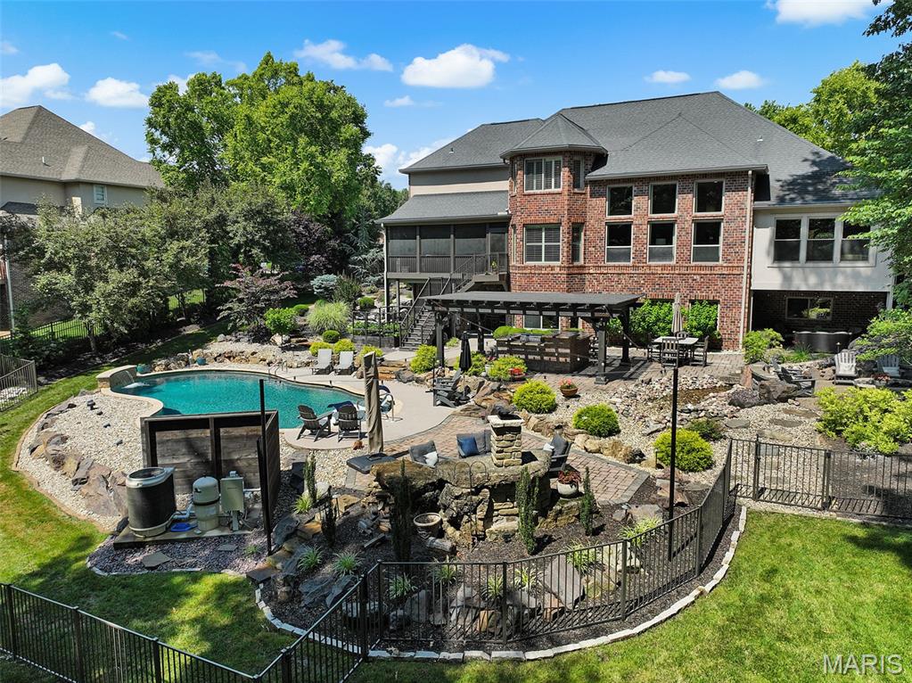 Landings/Far Oaks - Residential