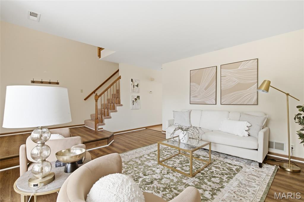 Forest Hills Twnhs Ph1 Stg5 - Residential