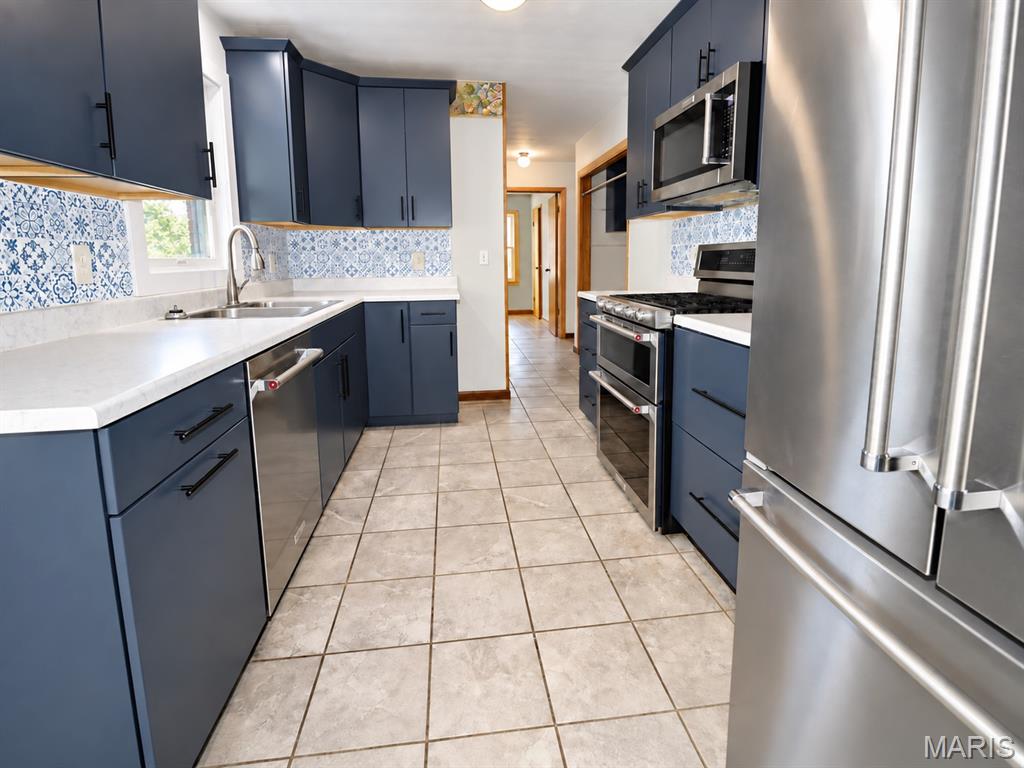Maple Crest Sub - Residential