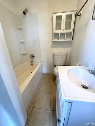 NOT IN A SUBDIVISION - Residential Lease