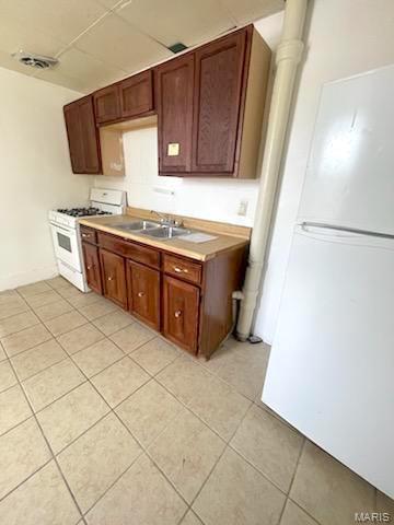 NOT IN A SUBDIVISION - Residential Lease