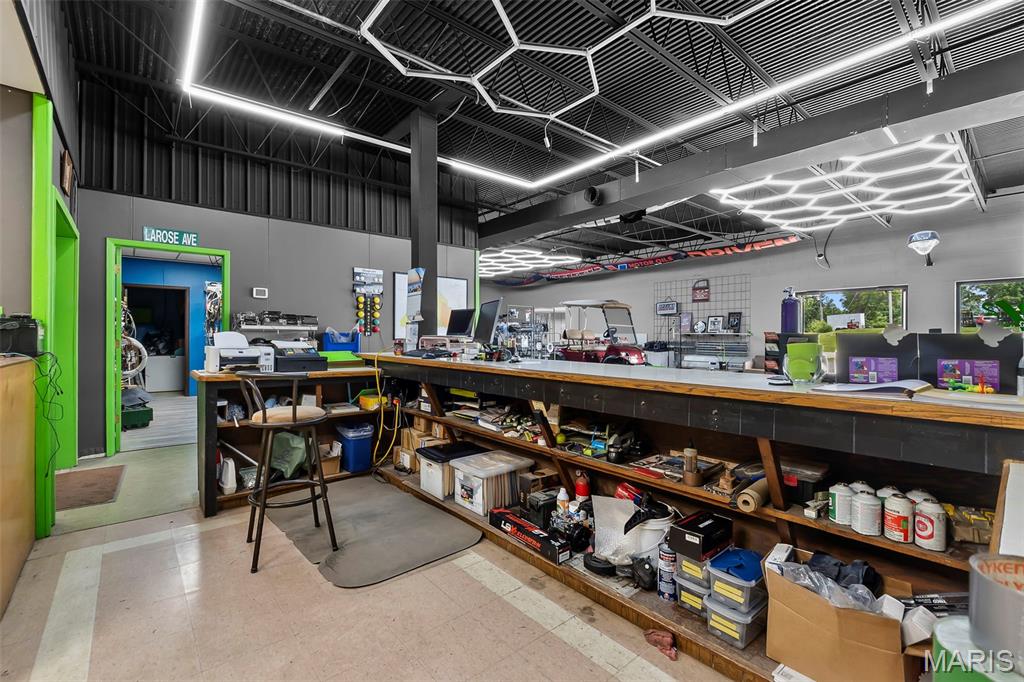 none - Commercial Sale