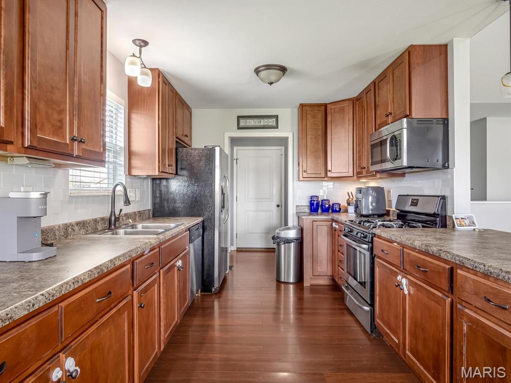 Country Club Hills - Residential