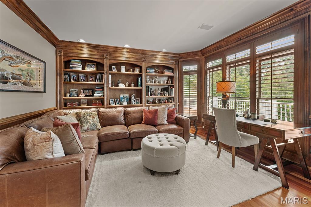 Manderleigh - Residential