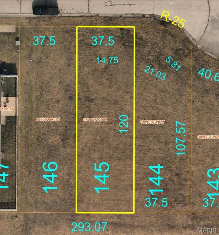 Mostly level duplex lot within the Fox Valley Subdivision of Belleville, IL are ready for the builder of your choosing!  Any duplex built will need to comply with a 1,200 SF minimum requirement per side.  All public utilities are available on each lot however, no tap on fees have been paid by the current owner.
