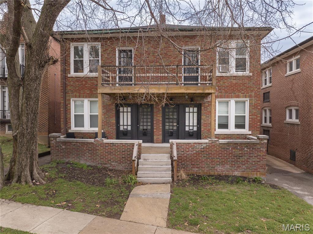 Ideally situated directly across from Highland Park, 1274–80 Hawthorne offers a rare blend of comfort, convenience, and access to green space. This secure-access building features spacious one-bedroom floor plans averaging approximately 800 square feet per unit, providing efficient yet generous living space. Units showcase refinished hardwood flooring in main living areas and include individually controlled heating systems with central air conditioning for personalized, year-round comfort. Each residence is equipped with a washer and dryer in-unit, and all units feature either a private deck or sunroom, extending the living space and enhancing natural light. Additional highlights include designated garage parking and a secure entry, offering both convenience and peace of mind. With Highland Park just steps away for outdoor recreation and close proximity to shopping, dining, and major commuter routes, this property presents an excellent opportunity for owners or investors in one of Richmond Heights’ most desirable locations.