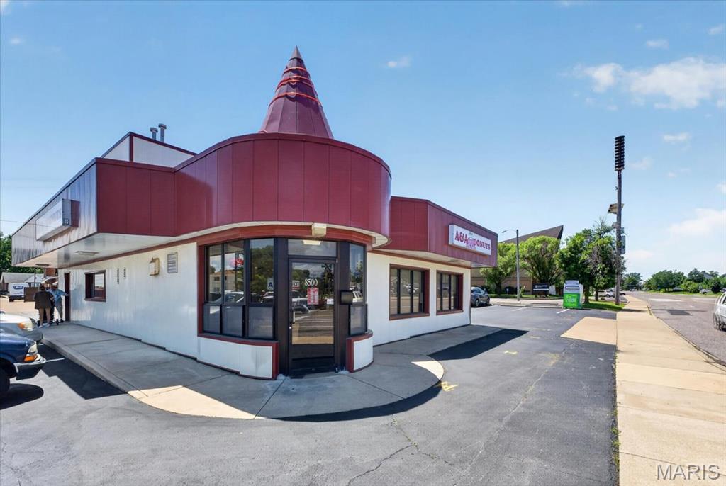 Carondelet Commons - Commercial Sale