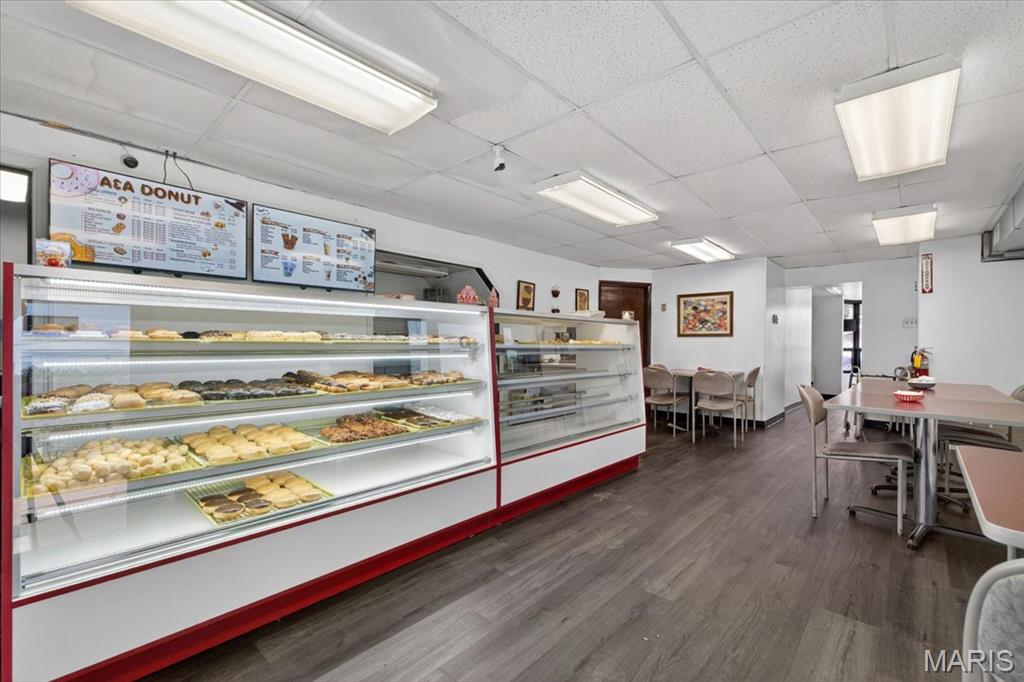 Carondelet Commons - Commercial Sale