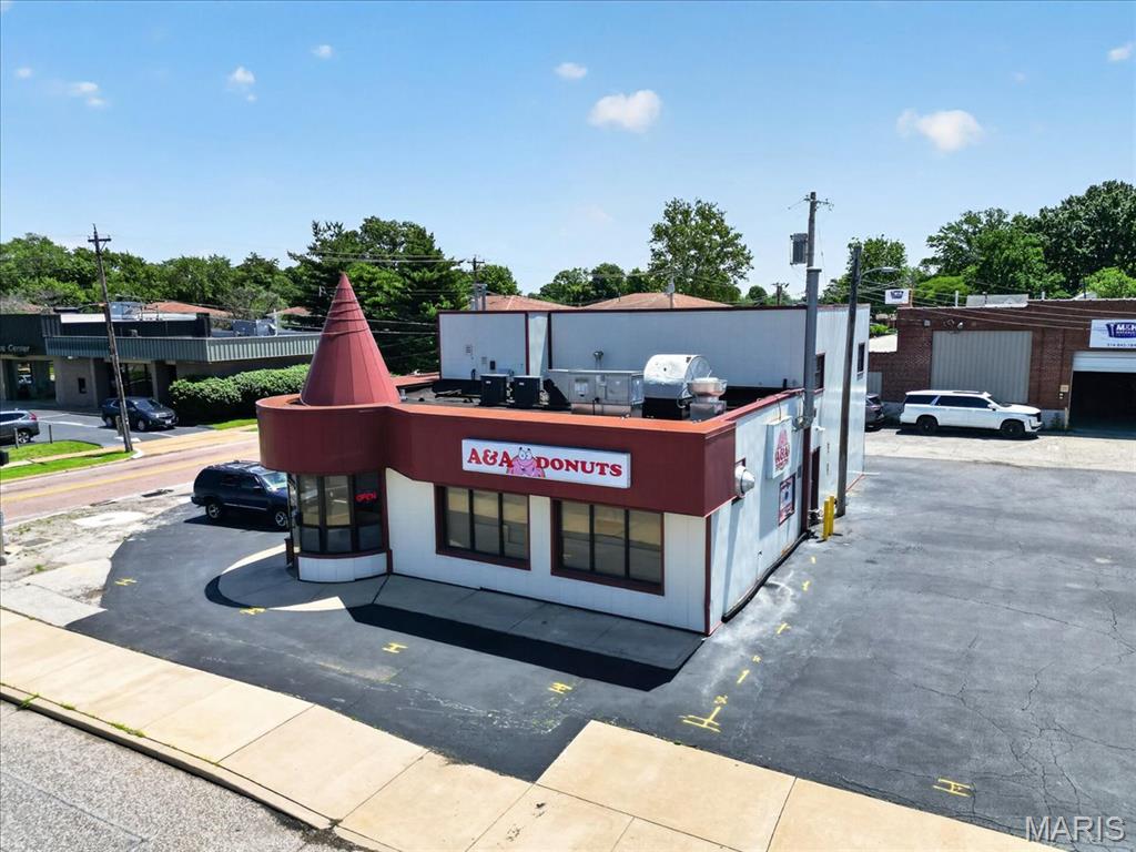 Carondelet Commons - Commercial Sale