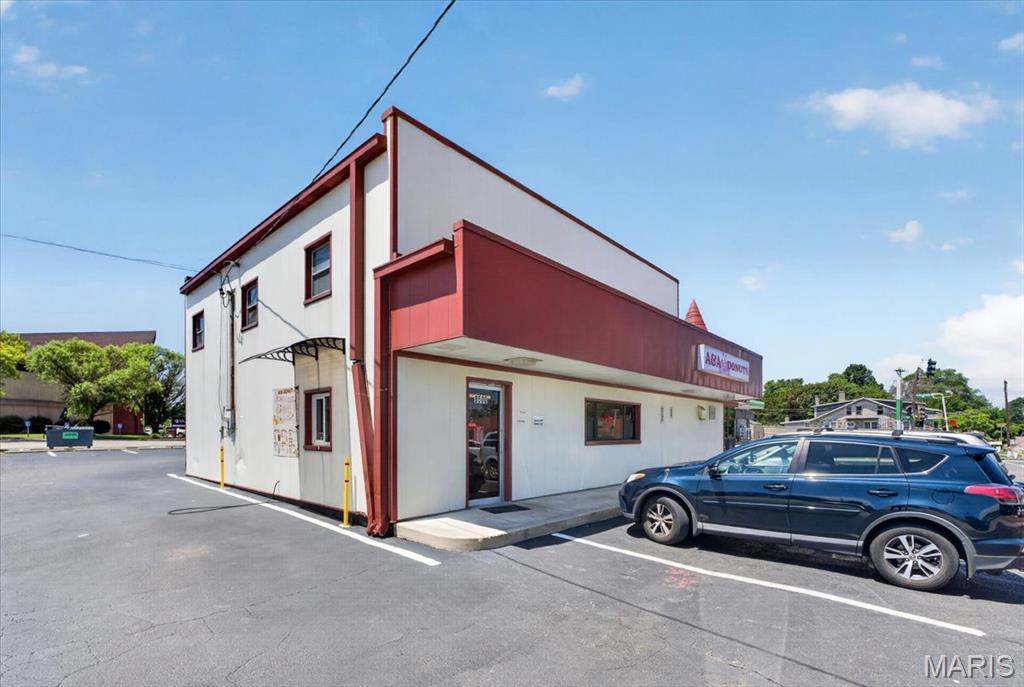Carondelet Commons - Commercial Sale