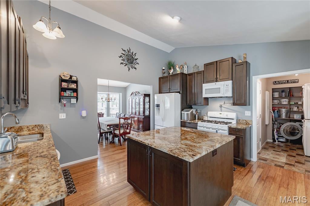 Country Club Sugar Creek 05 - Residential