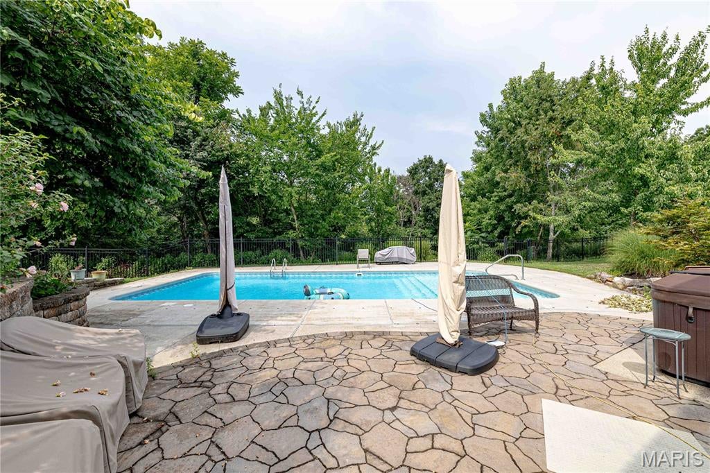 Country Club Sugar Creek 05 - Residential