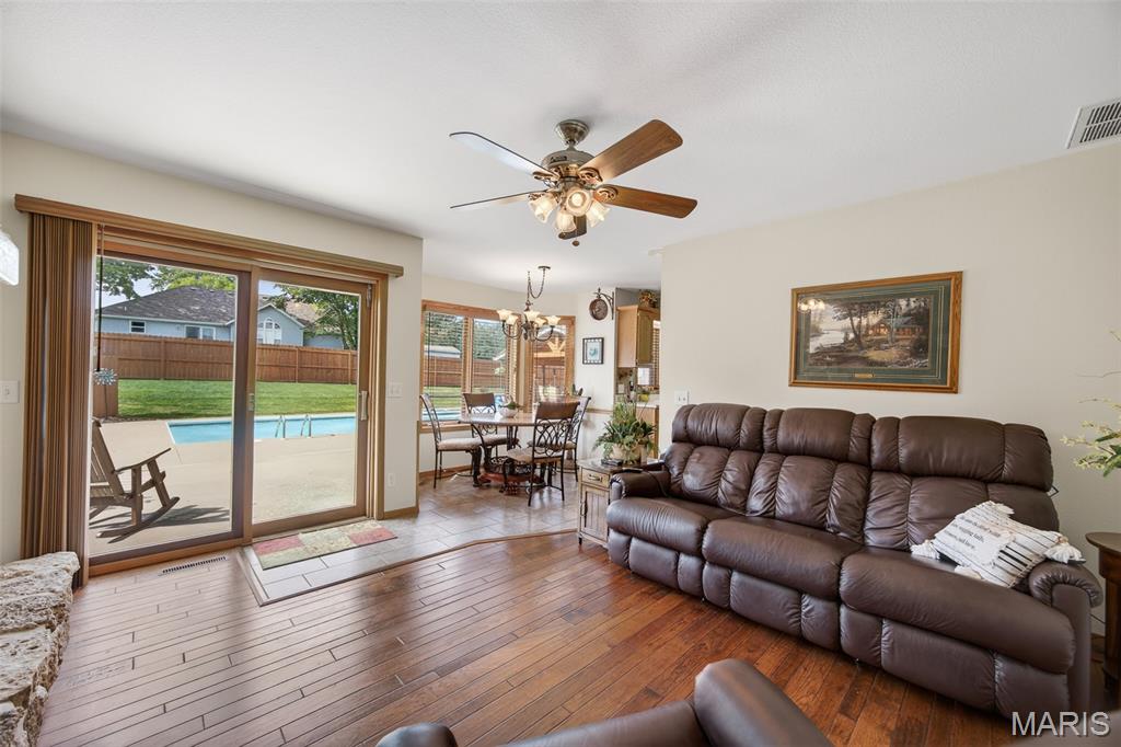 Lake Shore Estate - Residential