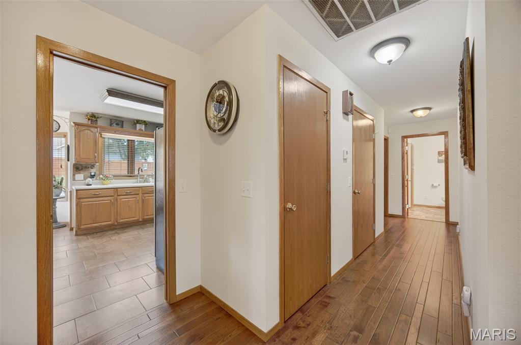 Lake Shore Estate - Residential