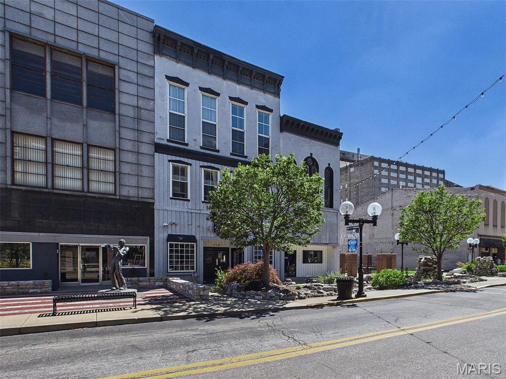 Godfrey & Gilmans Add - Commercial Sale