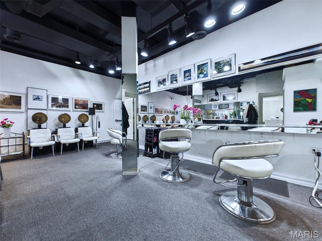 Godfrey & Gilmans Add - Commercial Sale