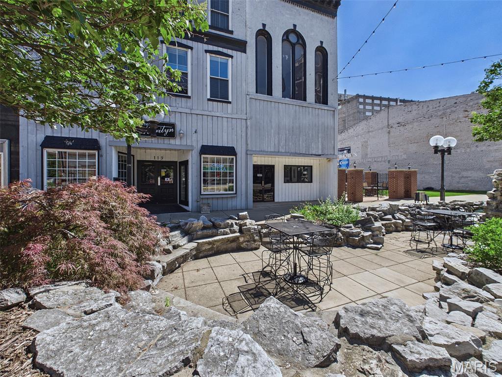 Godfrey & Gilmans Add - Commercial Sale