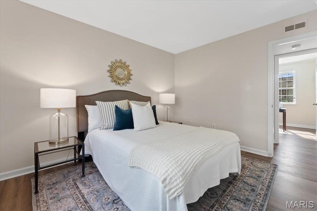 Brentwood Forest Condo Ph Four - Residential