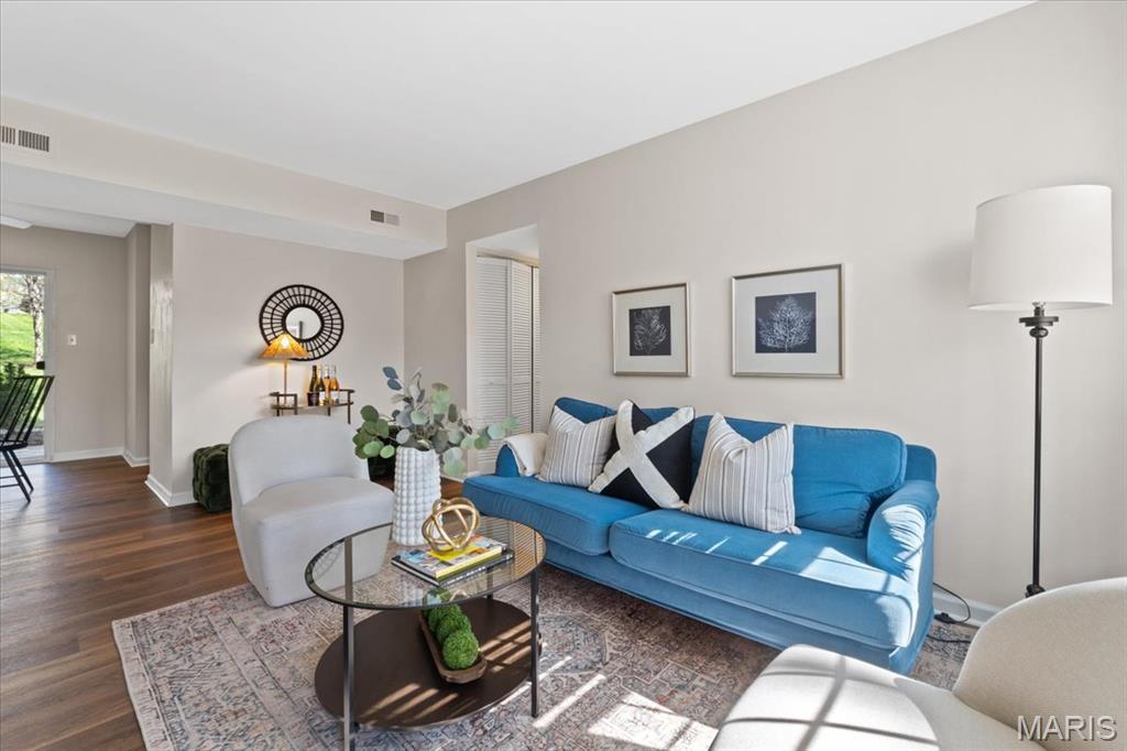 Brentwood Forest Condo Ph Four - Residential