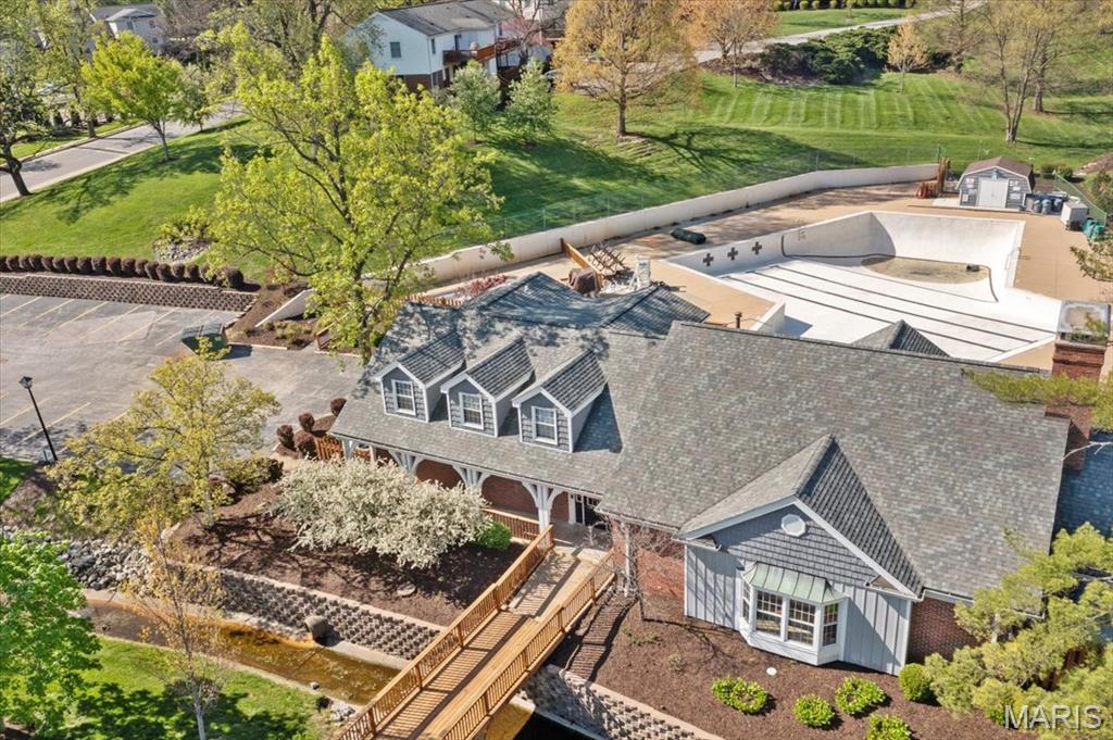 Brentwood Forest Condo Ph Four - Residential