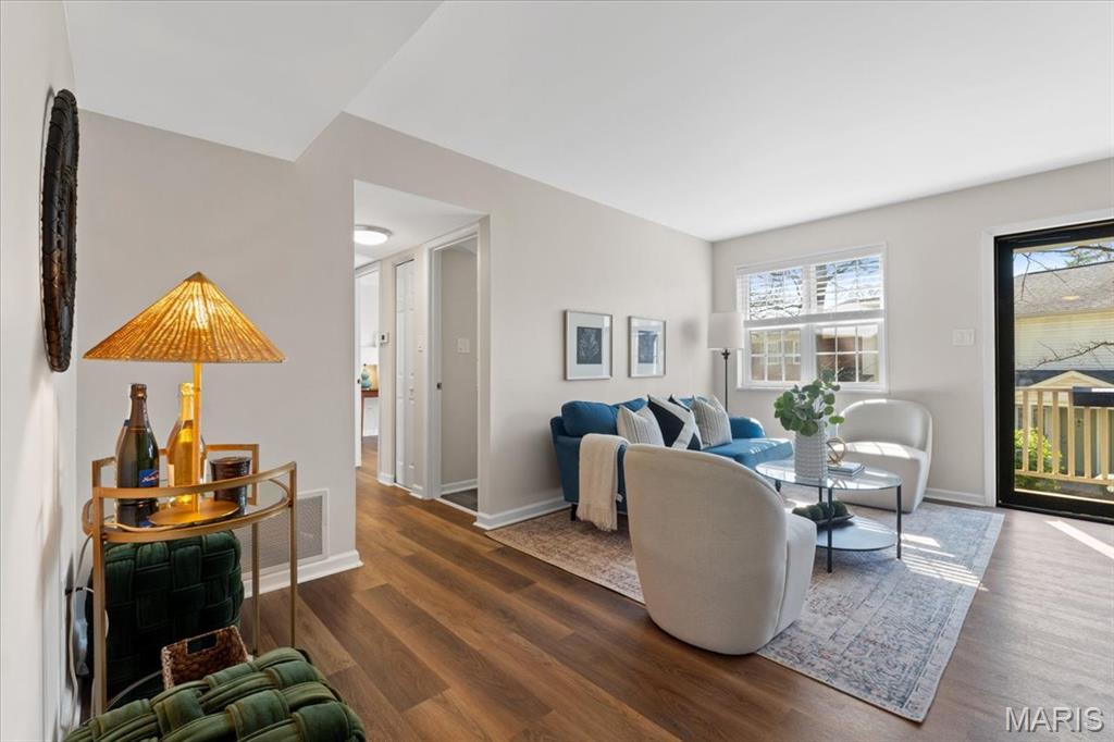 Brentwood Forest Condo Ph Four - Residential