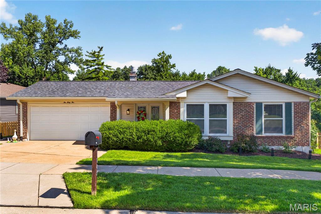 Beautifully updated ranch in sought-after Fox Creek Estates offering over 3,000 sq. ft. of finished living space!
This 4+ bedroom, 3 full bath home features an updated kitchen with white cabinetry, granite countertops,
stainless steel appliances, and ample storage. Updated primary bathroom and guest bathroom. The family
room opens to a large wood deck overlooking the fenced-in backyard, while the finished walk-out lower level
provides exceptional additional living space with a second kitchen, expansive recreation area, and walk-out
access to the patio—perfect for entertaining or multi-generational living. Major updates include a newer HVAC
system, water heater, roof, and gutters, offering peace of mind for years to come. Enjoy all that Fox Creek
Estates has to offer, including a neighborhood pool and clubhouse. Conveniently located in the Parkway
School District and just minutes from Queeny Park, shopping, restaurants, parks, and major highways. This
move-in ready home offers the perfect blend of comfort, updates, and an unbeatable location!