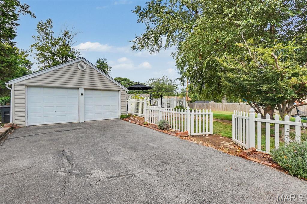 Sturdy Estate - Residential