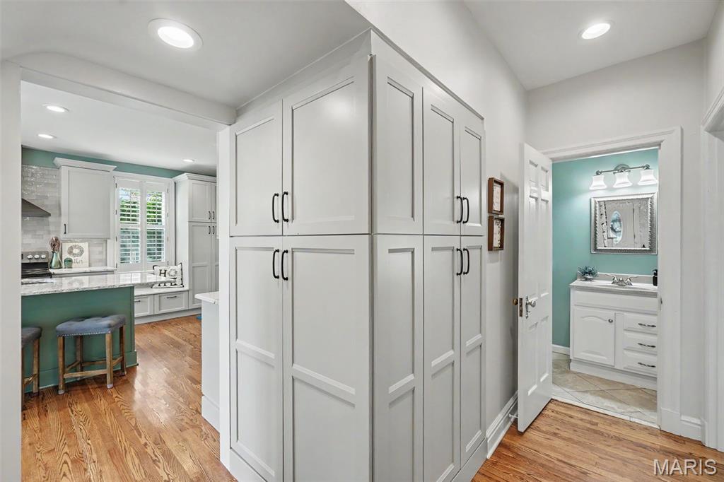 Sturdy Estate - Residential