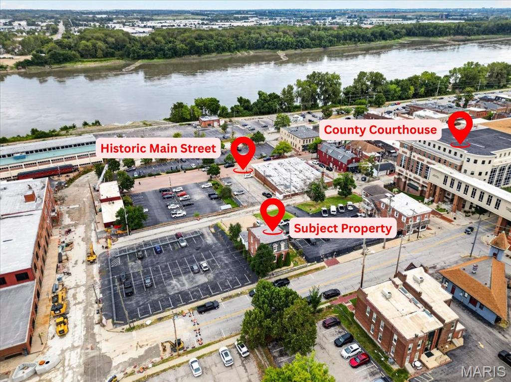 City/Stcharles - Commercial Sale