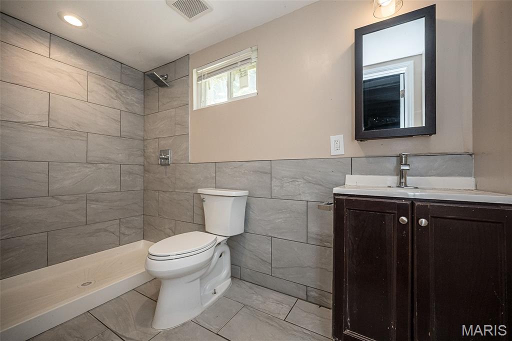 Townsend/West Cabanne Place - Residential