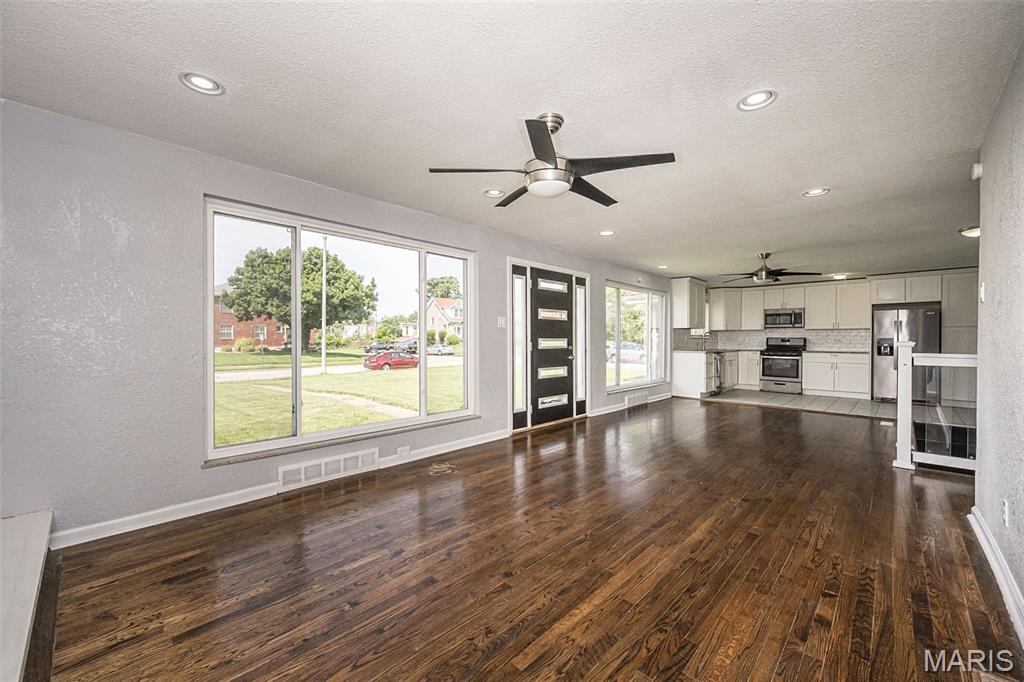 Townsend/West Cabanne Place - Residential