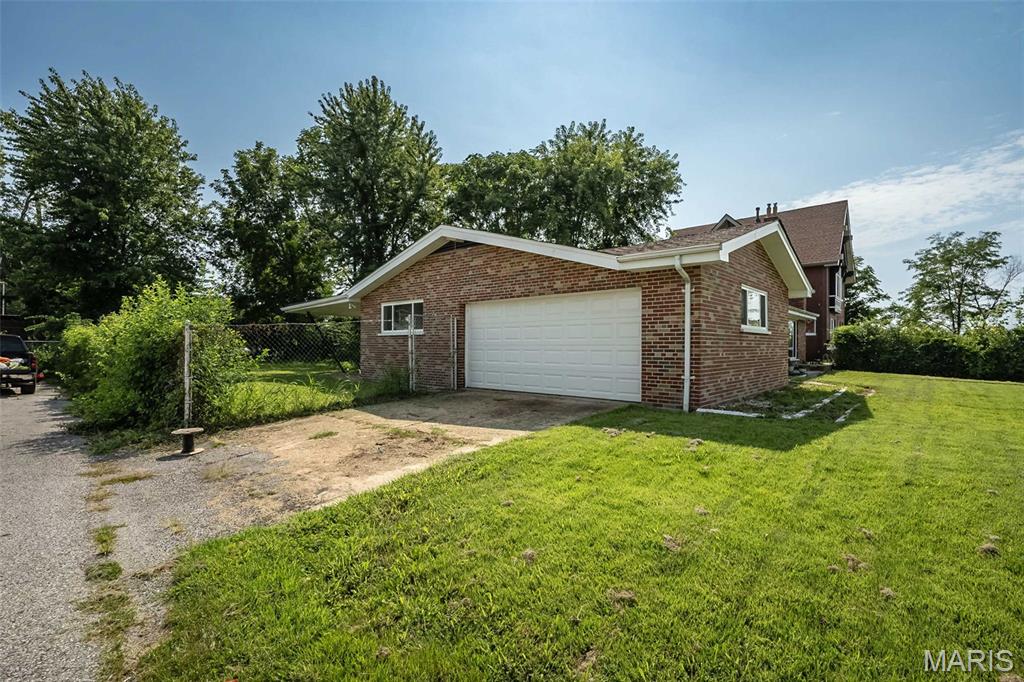 Townsend/West Cabanne Place - Residential