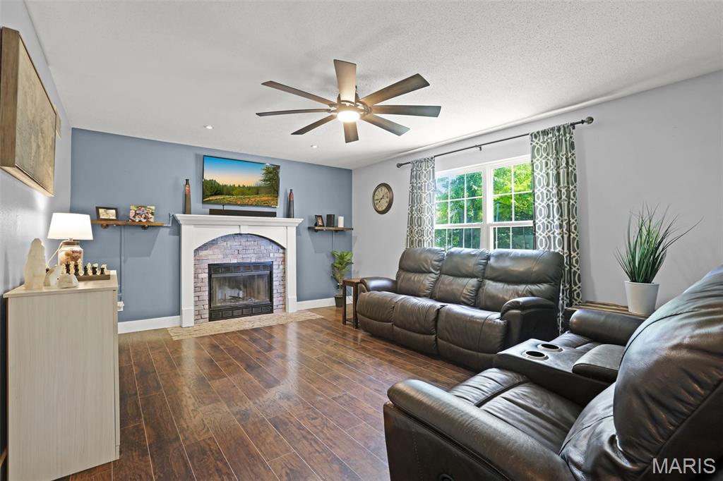 Huntington Place Ph 3 - Residential