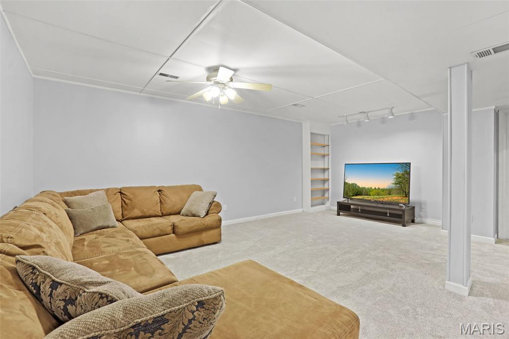 Huntington Place Ph 3 - Residential