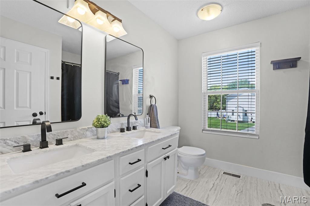 Huntington Place Ph 3 - Residential