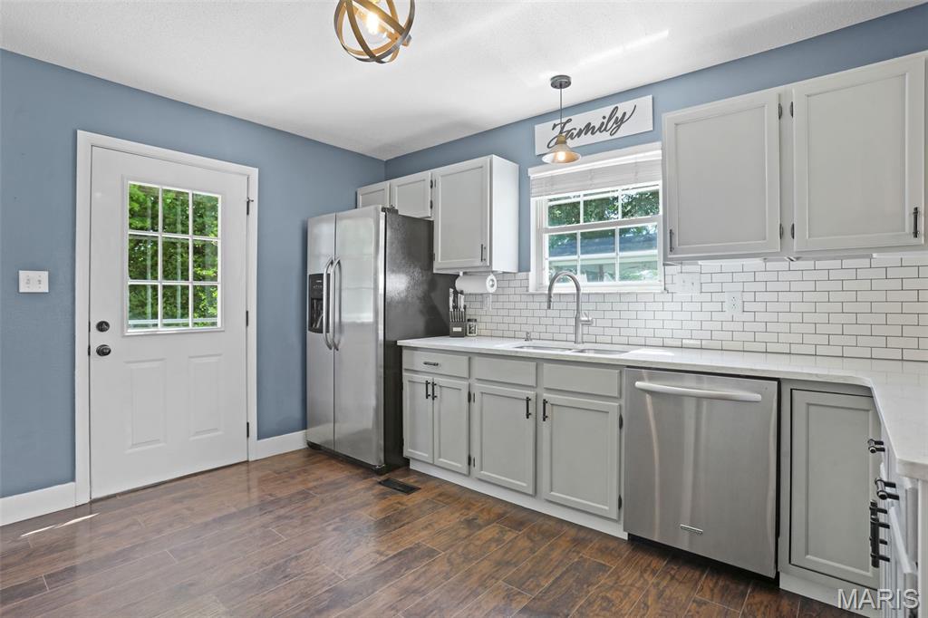 Huntington Place Ph 3 - Residential