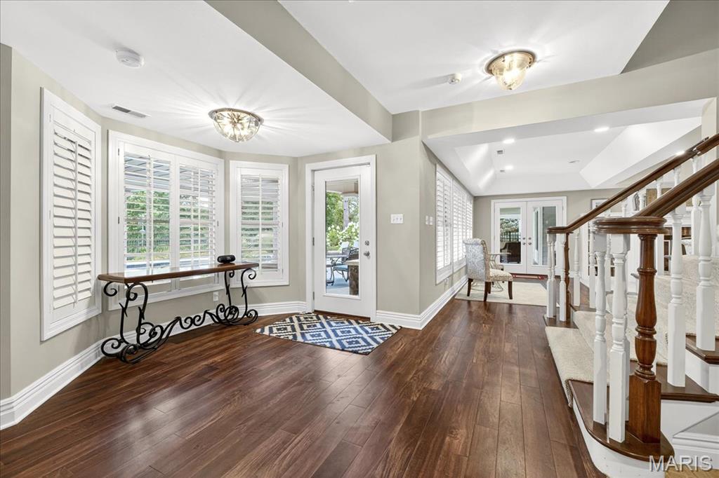 High Meadow Road - Residential