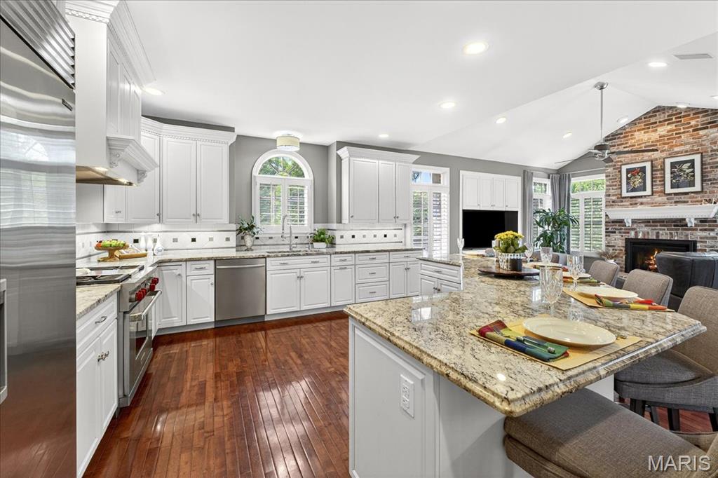 High Meadow Road - Residential