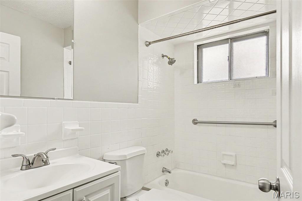 Loretto Manor Add - Residential