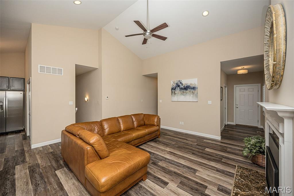 Villas At Oak Bend - Residential