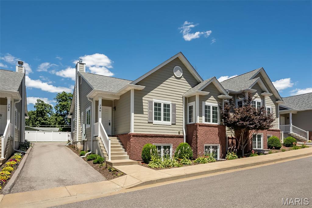 Villas At Oak Bend - Residential