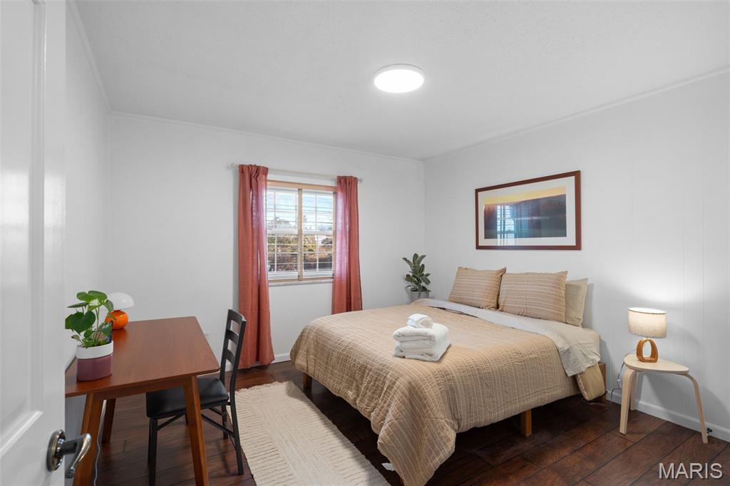 Cambridge Courts Condo - Residential