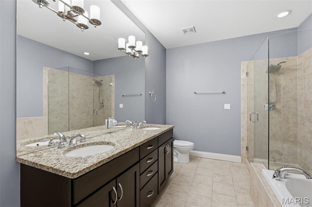 Demun Pointe Condo - Residential
